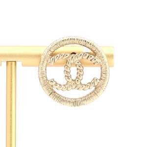 Chanel Cc Logo Single Earring Gold-Tone #207492C42B